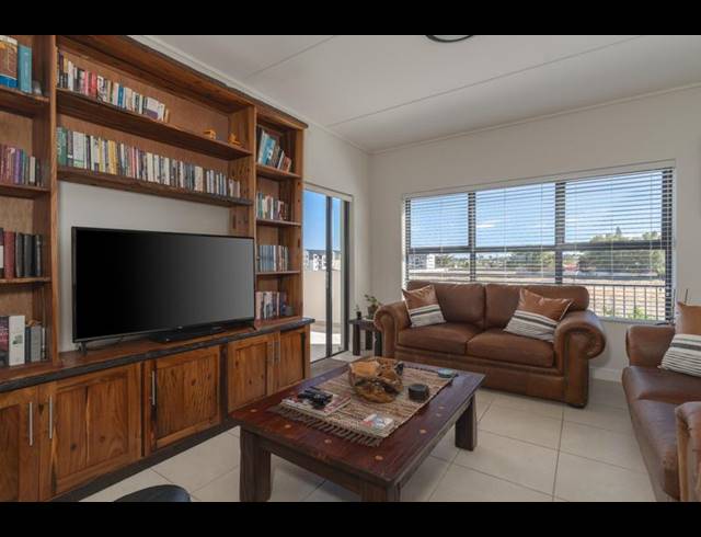 2 BEDROOM APARTMENT FOR SALE IN THE HUNTSMAN